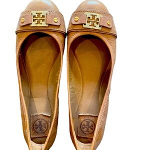 Tory Burch Leather Flats Size 9.5